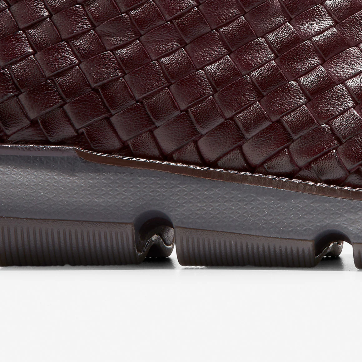 4.ZERØGRAND Hand-Woven Oxford - Image 9