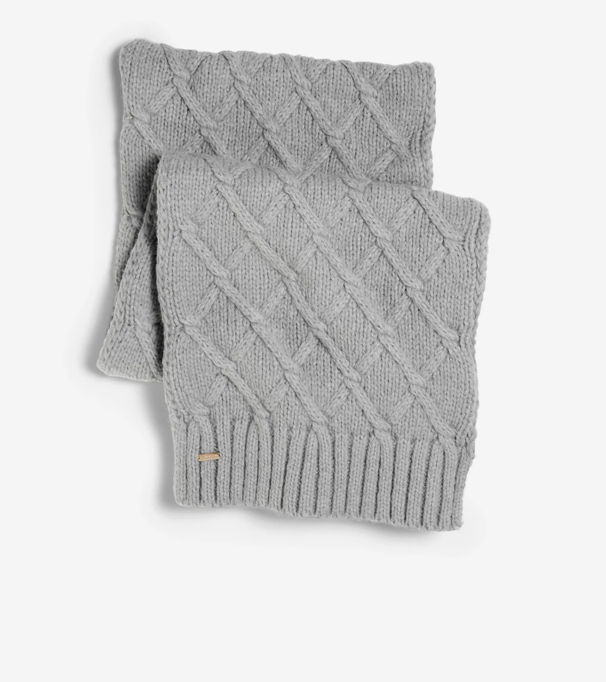 Diamond Cable Scarf - Image 3
