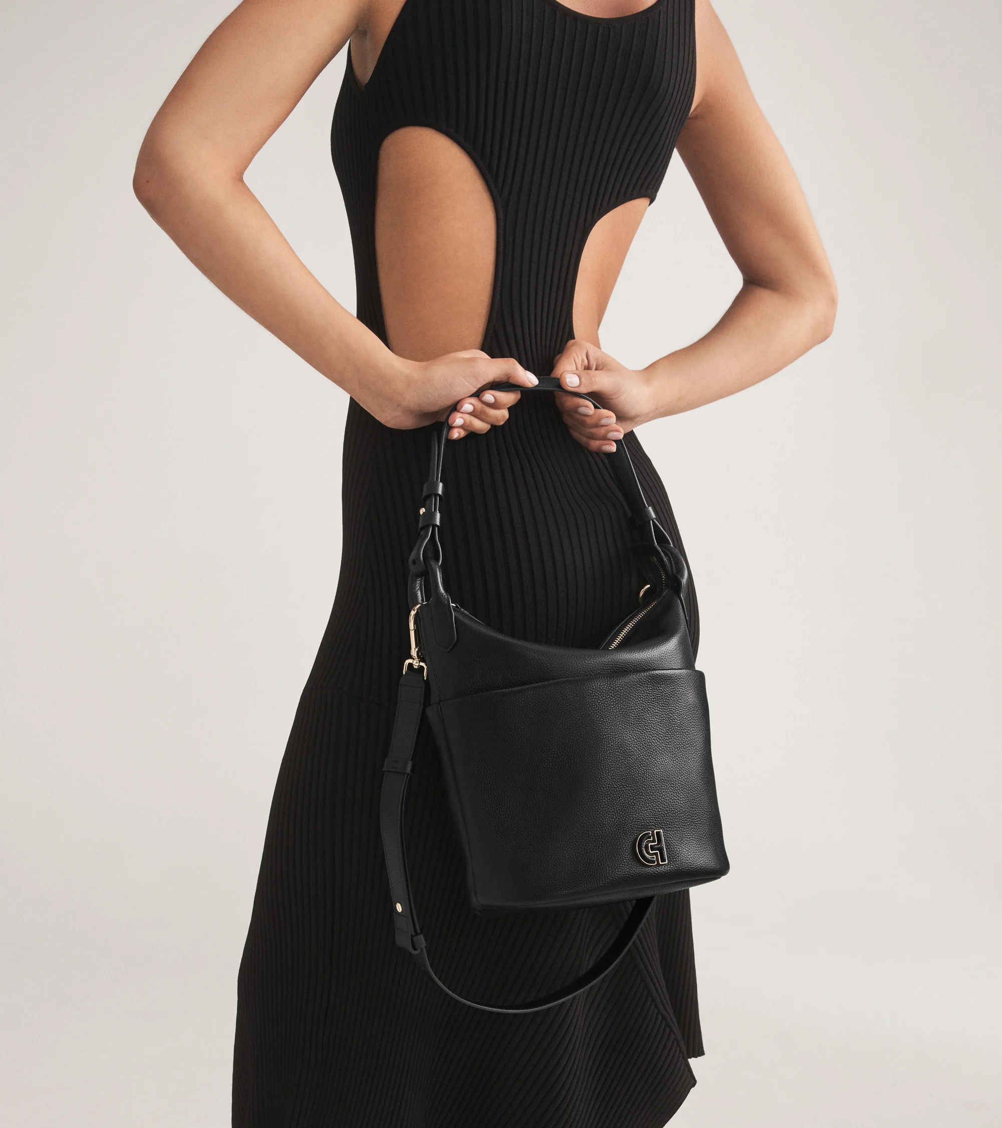 Essential Soft Bucket Bag - Image 2