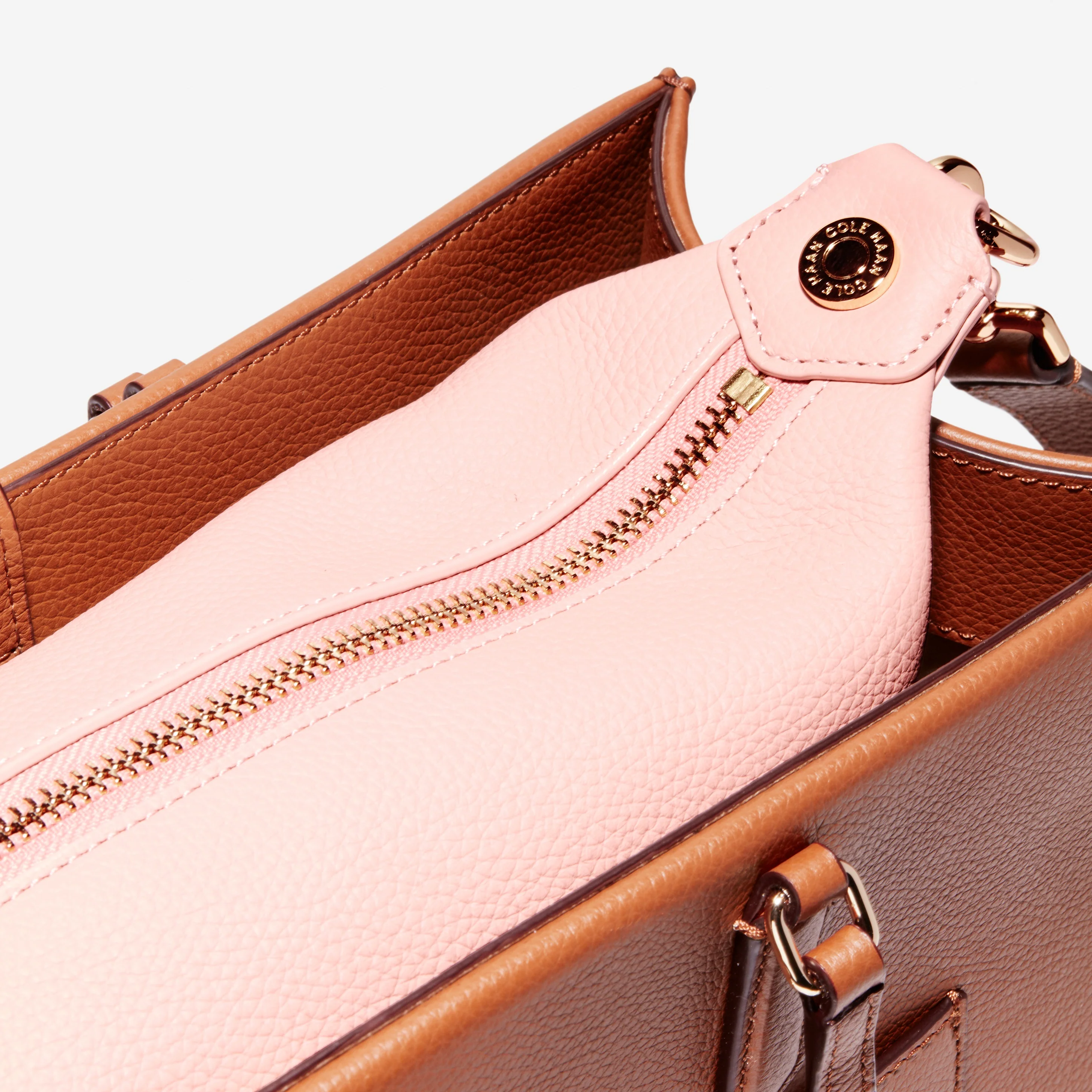 Grand Ambition Three-In-One Tote Bag - Image 8