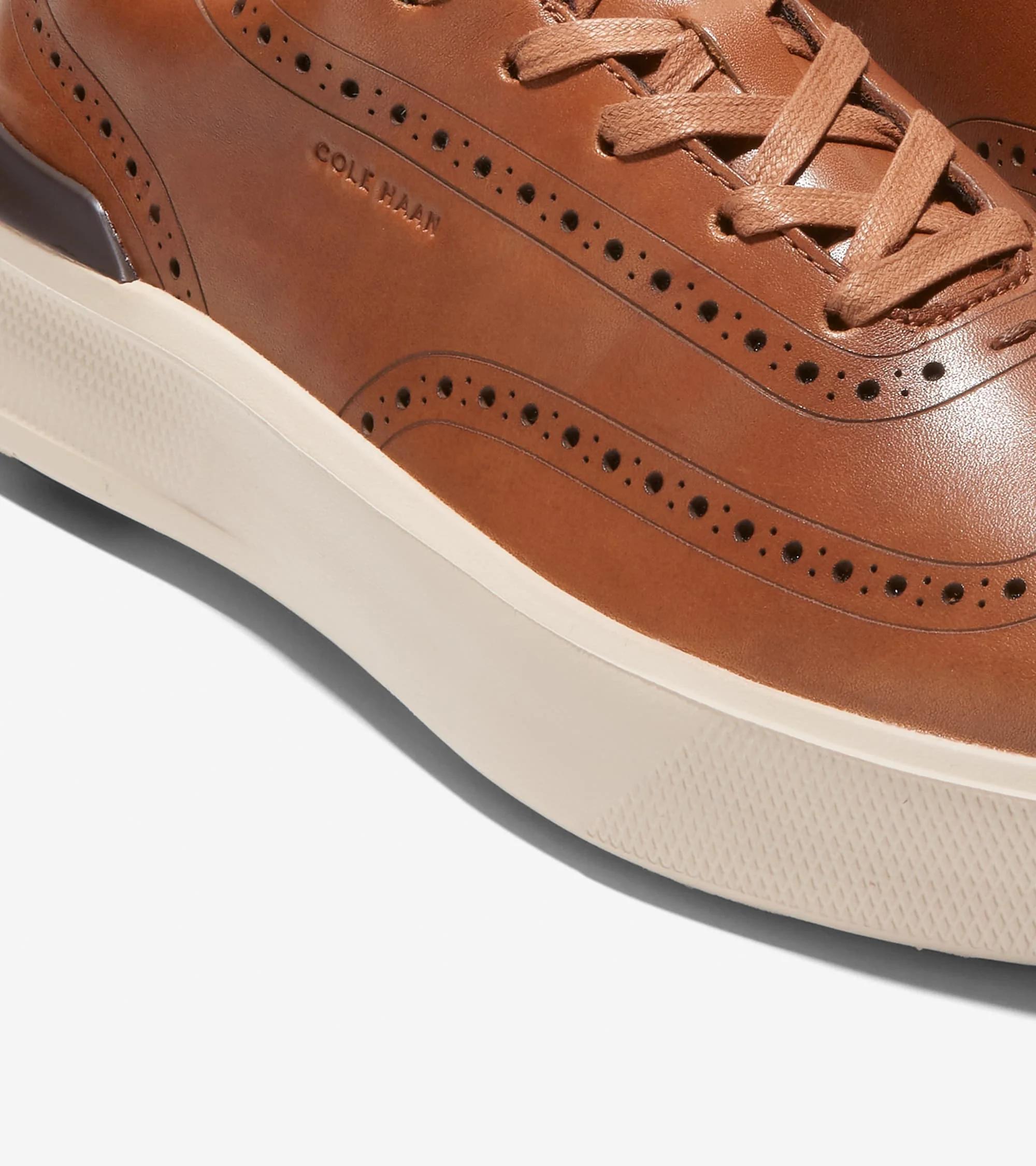 Men's GrandPrø Crew Wingtip Sneaker - Image 9