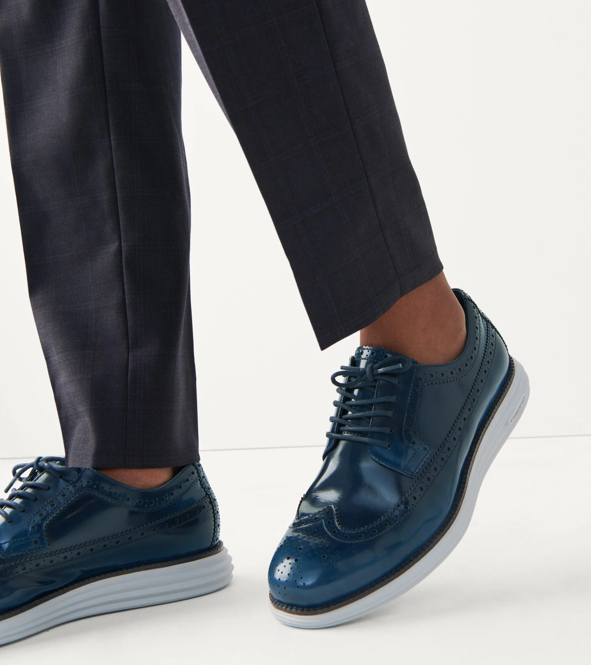 Men's ØriginalGrand Remastered Longwing Oxford - Image 2