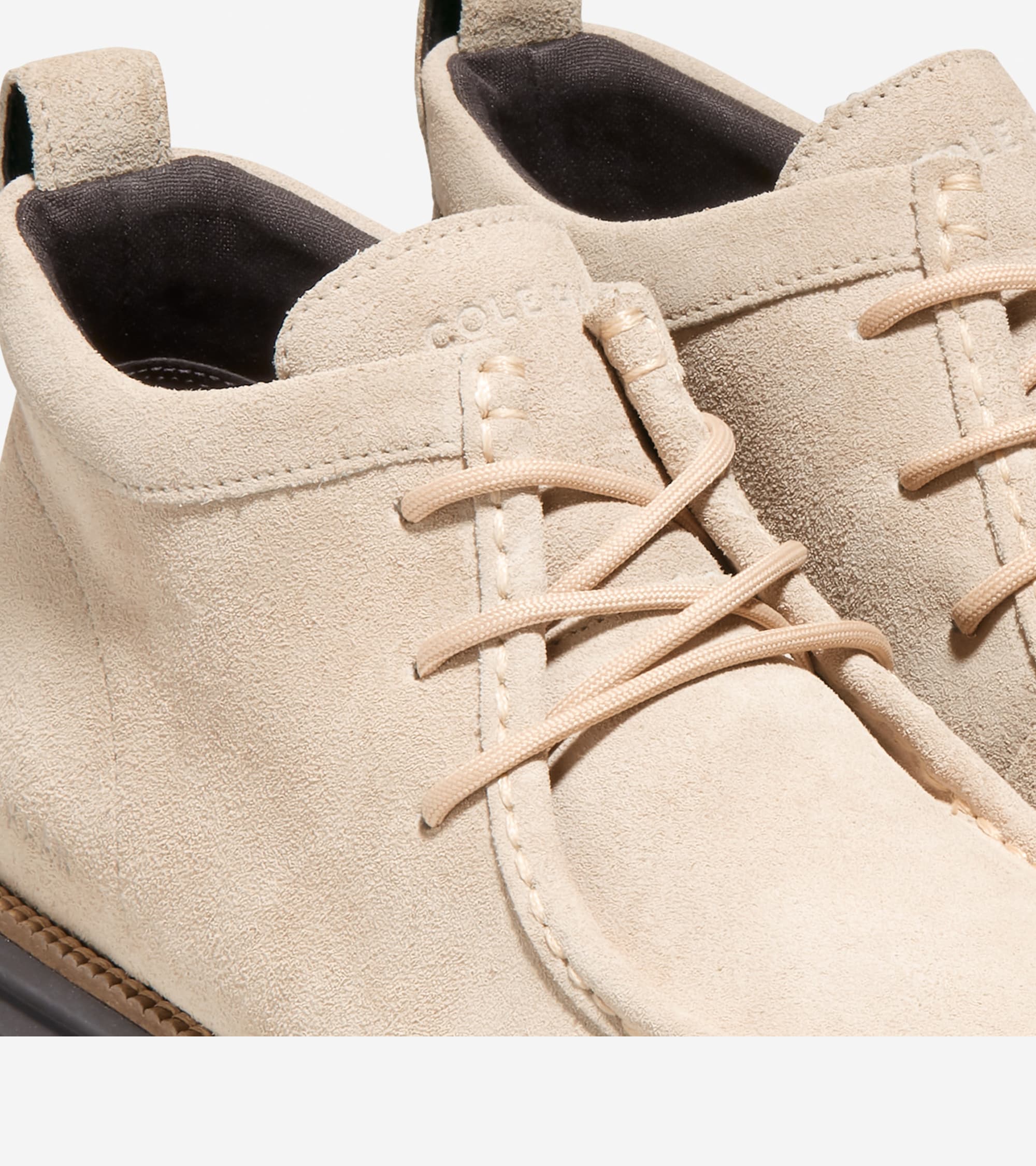 Men's ØriginalGrand Moc Toe Chukka Boot - Image 7