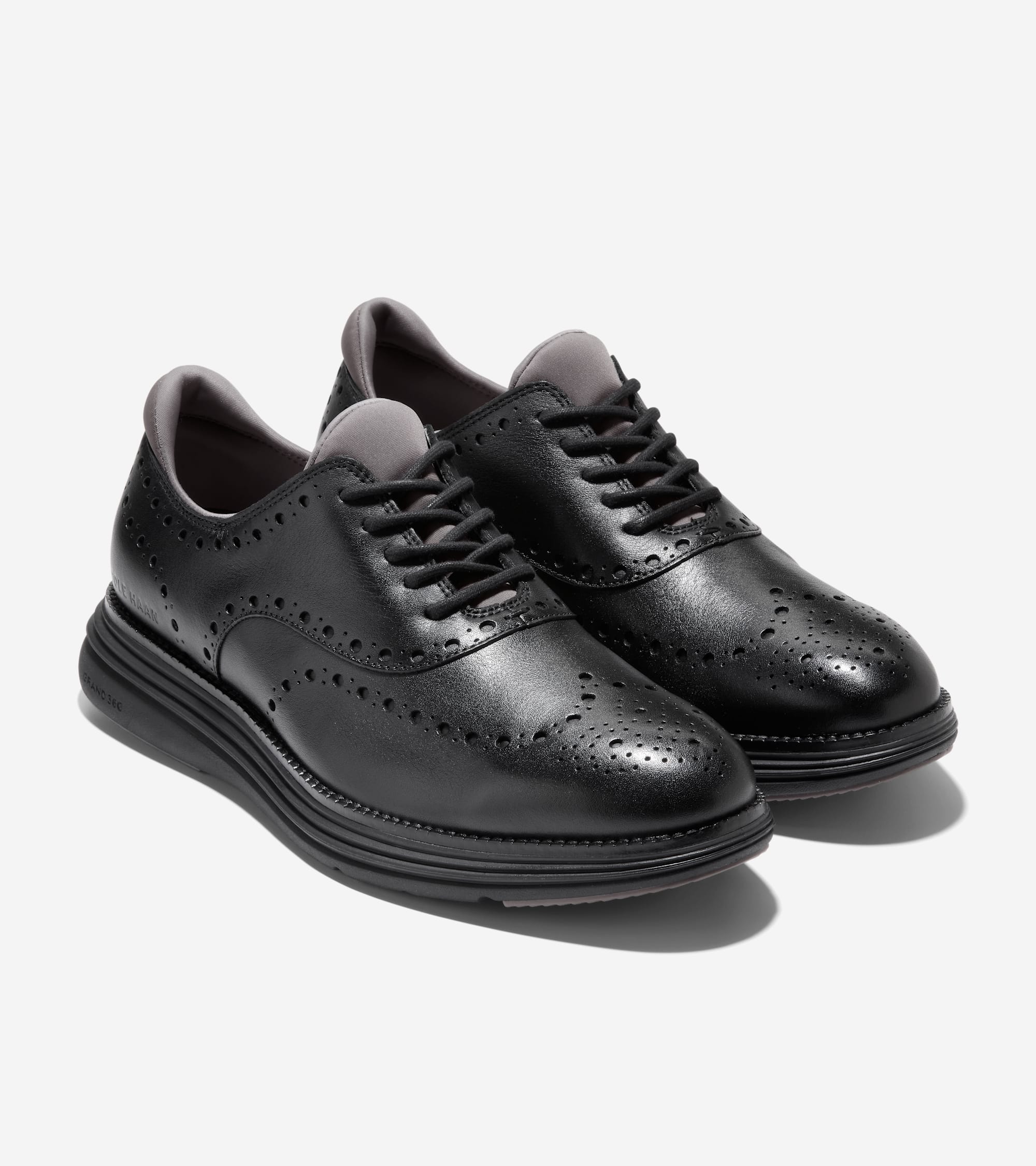 Men's ØriginalGrand Ultra Waterproof Wingtip Oxfords - Image 3