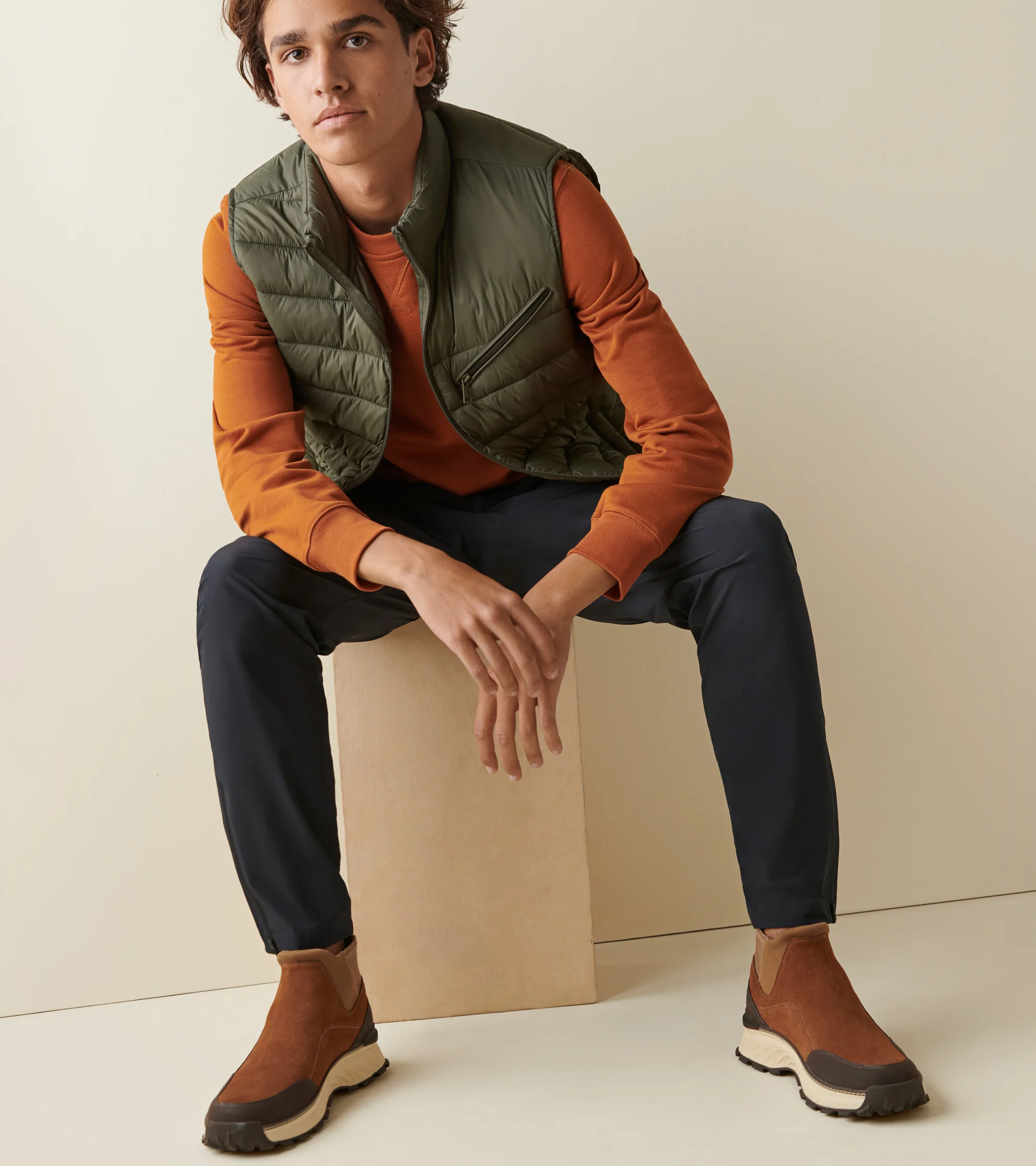 Men's Zip Front Quilted Vest - Image 3