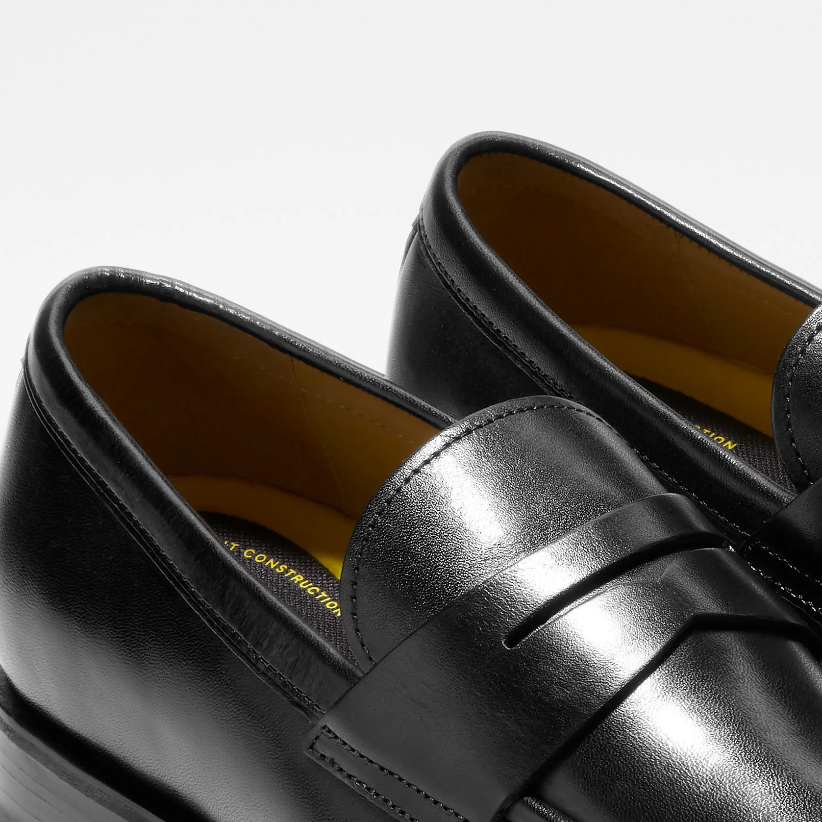 Modern Classics Penny Loafer - Image 9