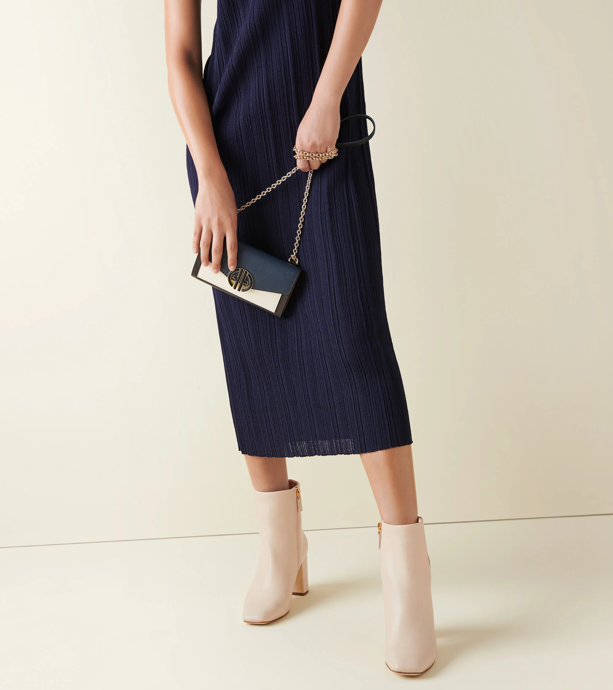 Oversized Closure Phone Case - Image 2