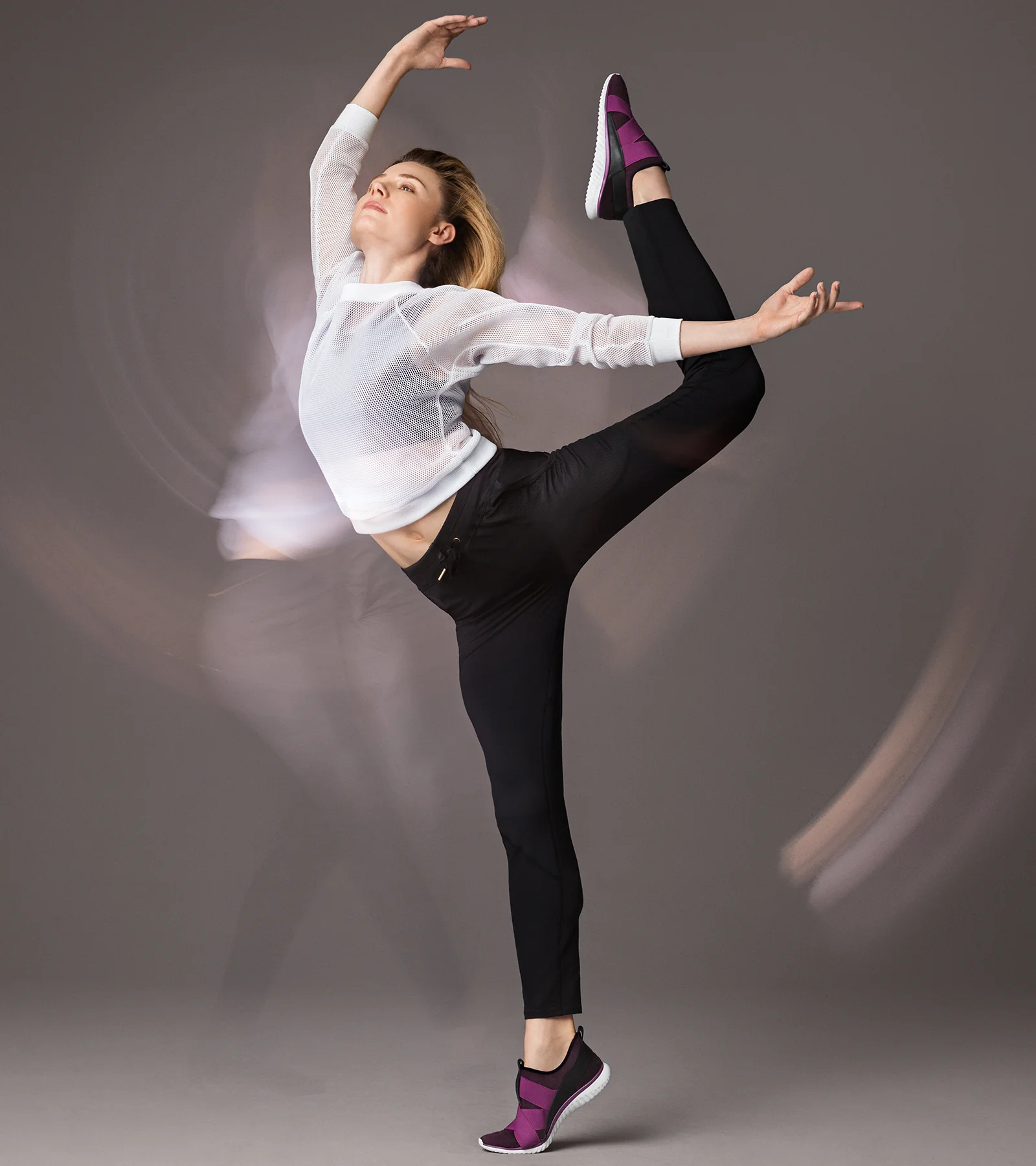 StudiøGrand Cross-Strap Sneaker - Image 2
