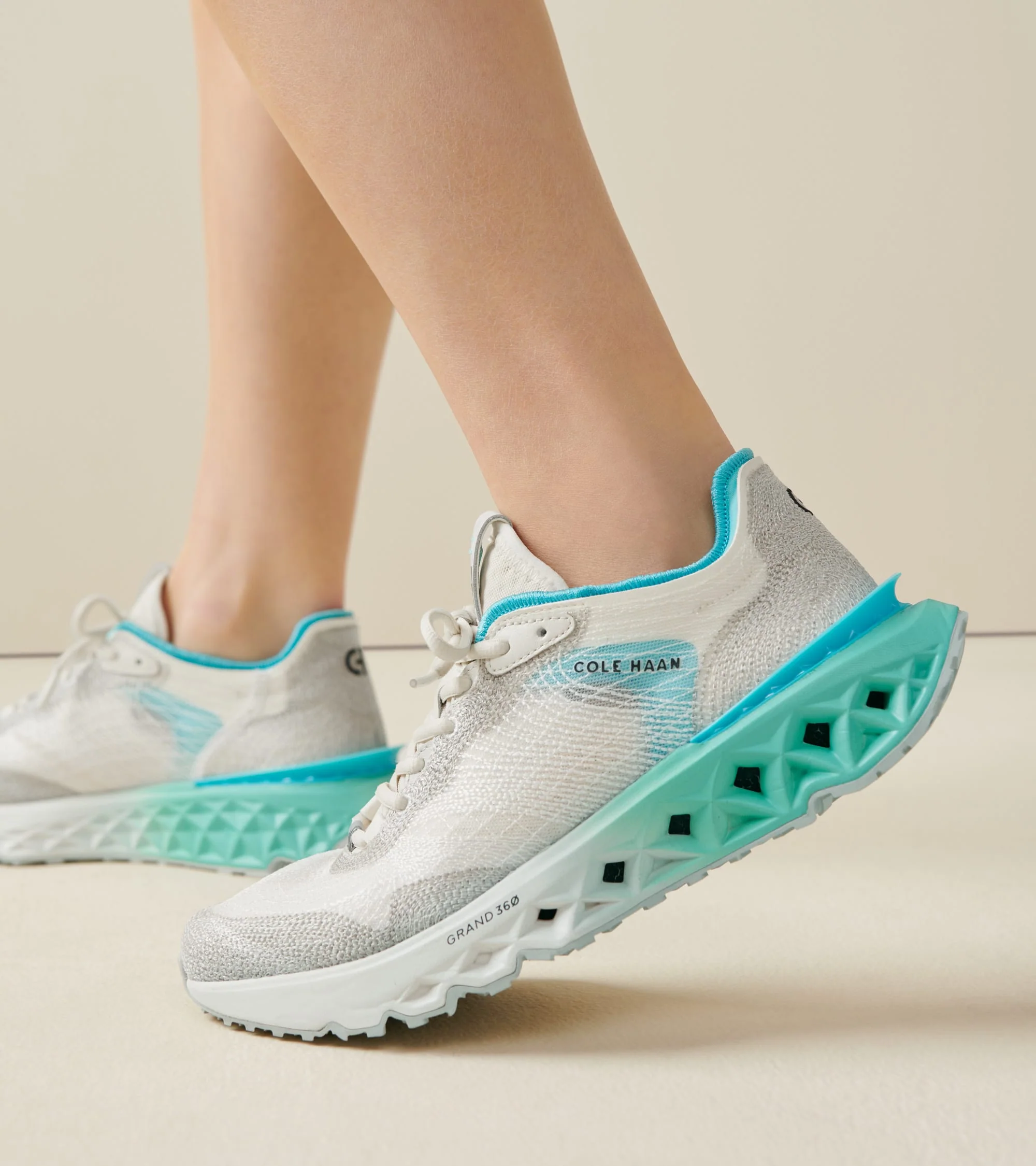 Women's 5.ZERØGRAND Embrostitch Running Shoe - Image 8