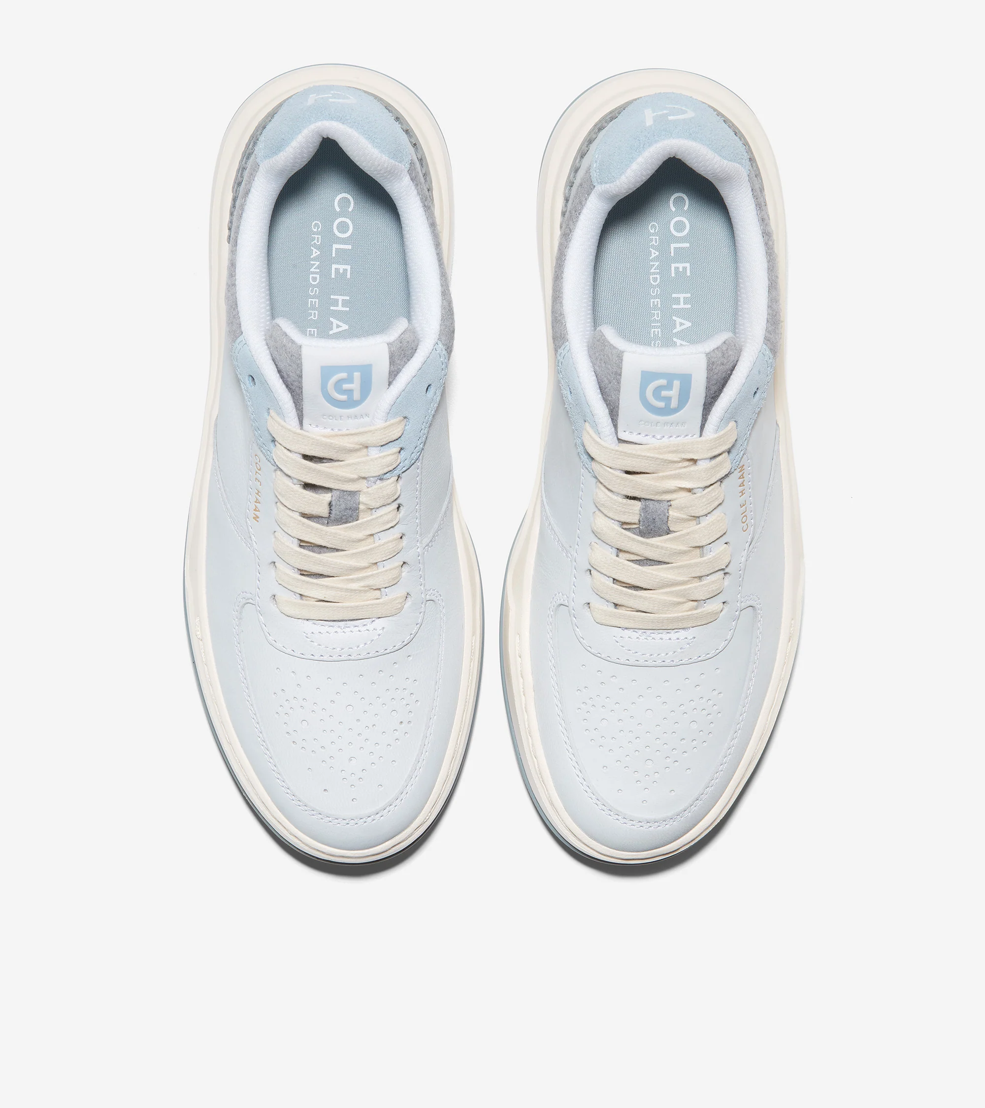 Women's GrandPrø Crossover Sneaker - Image 4