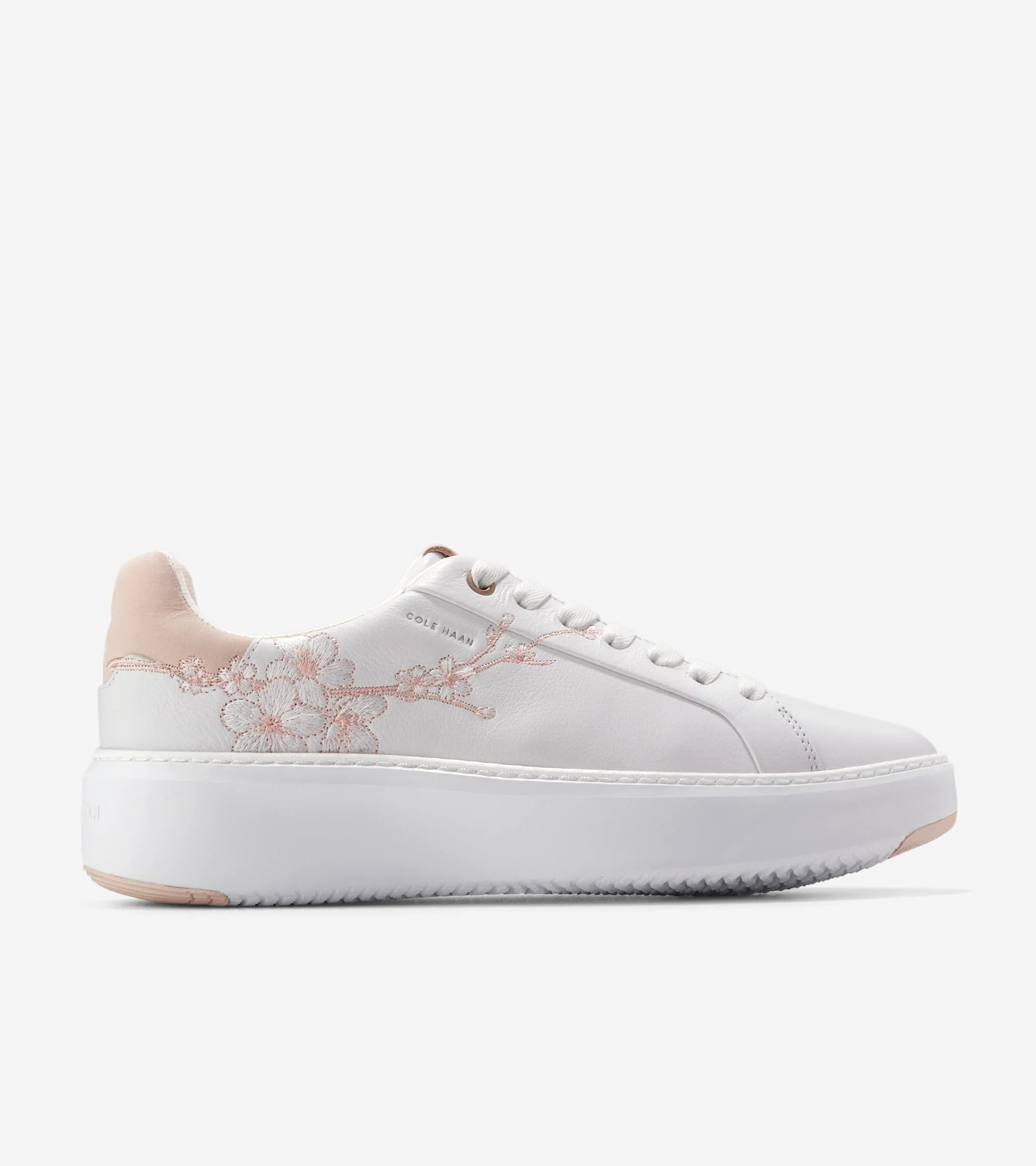 Women's GrandPrø Topspin Sneakers