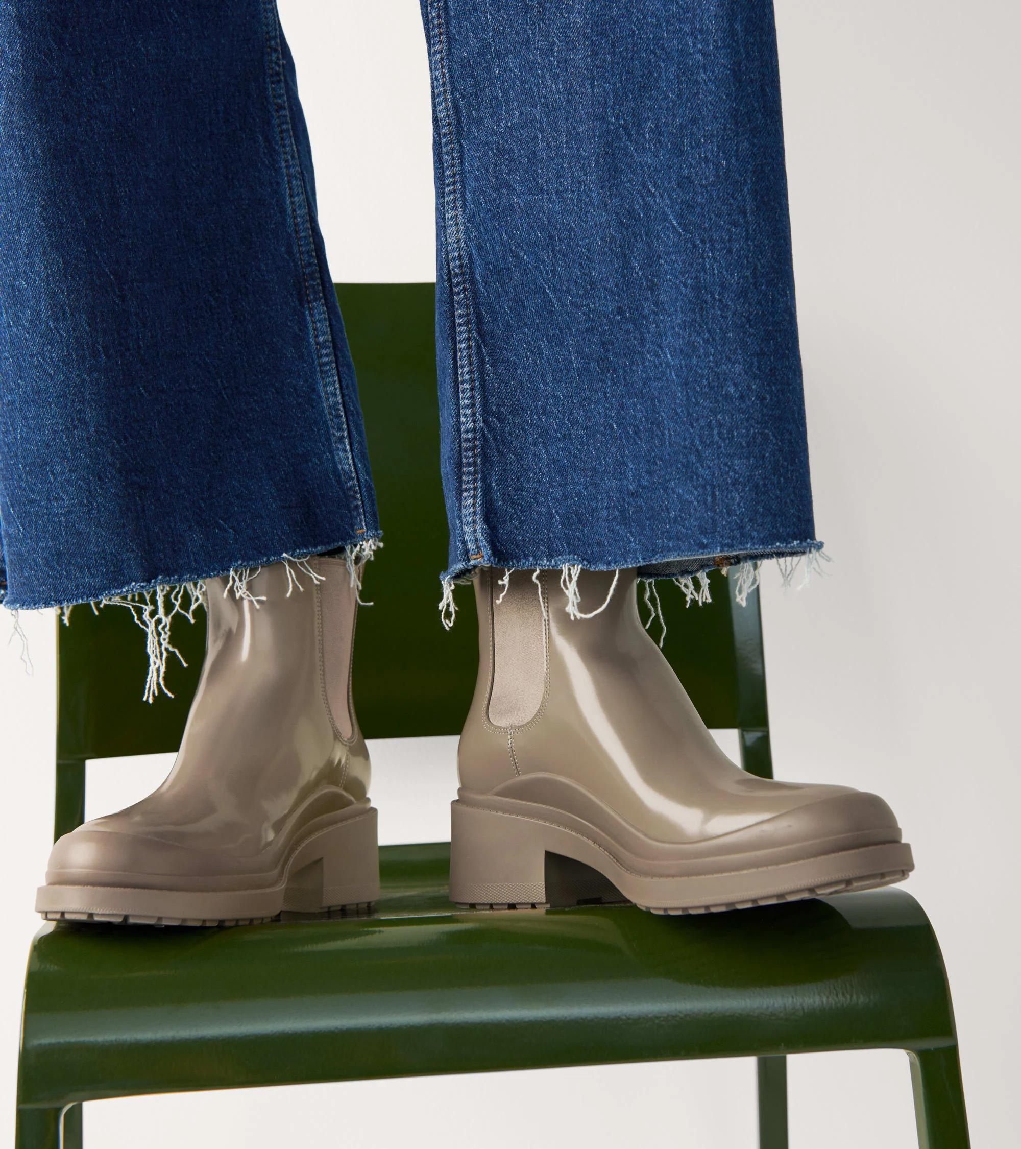Women's Westerly Chelsea Boot - Image 8