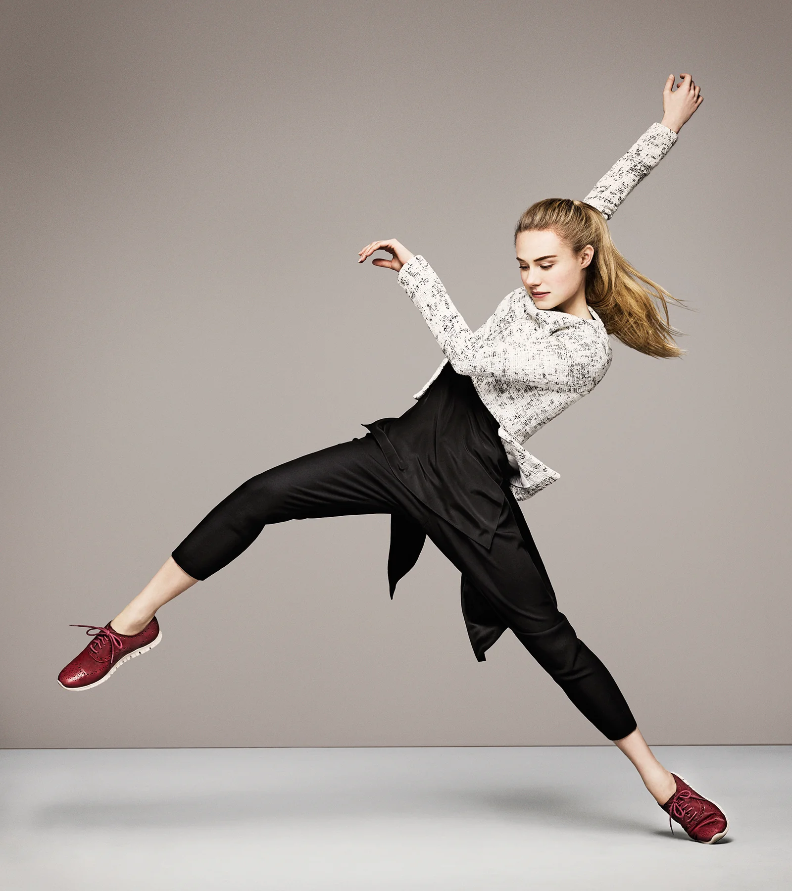 Women's ZERØGRAND Wingtip Oxford - Image 2