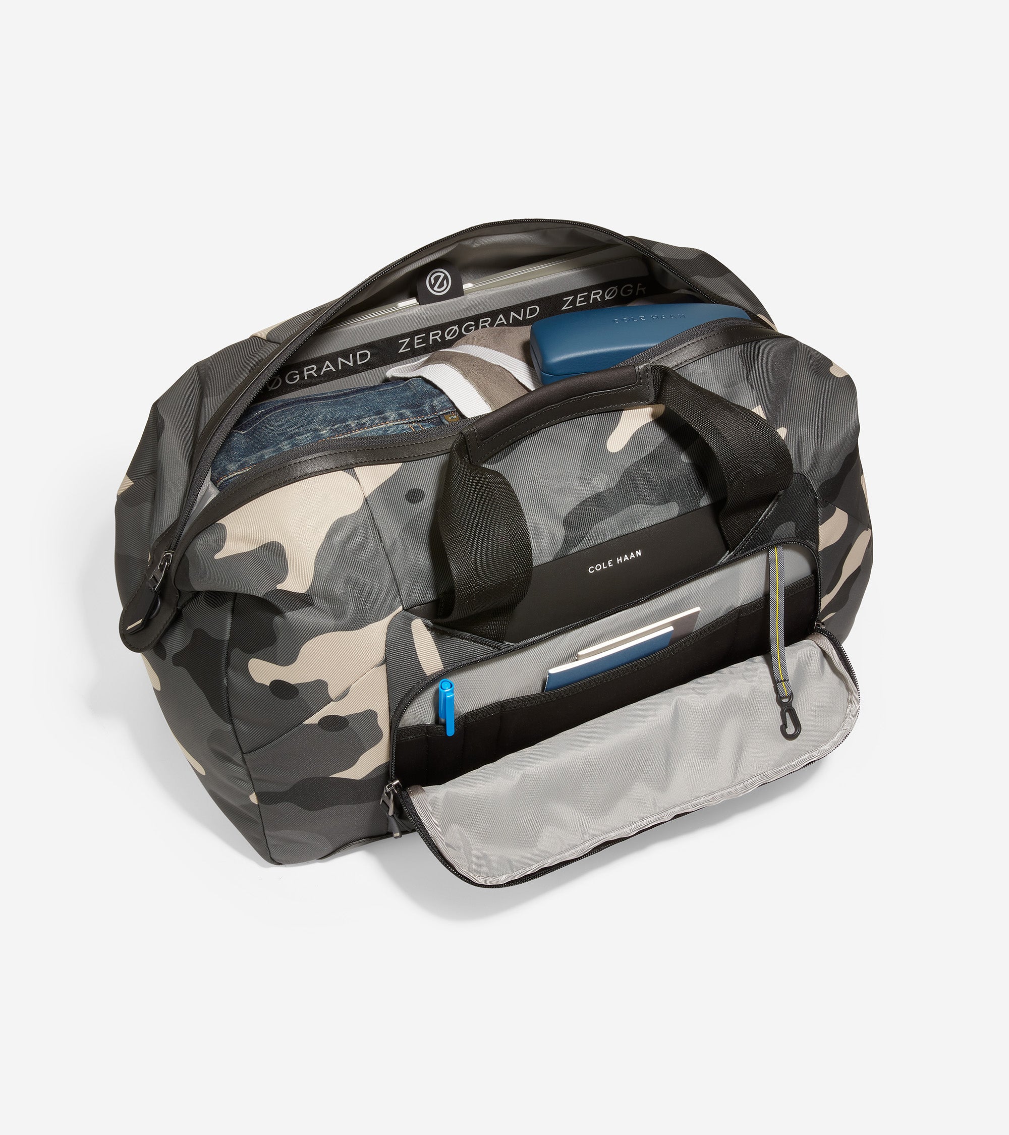 ZERØGRAND Duffle Bag - Image 4