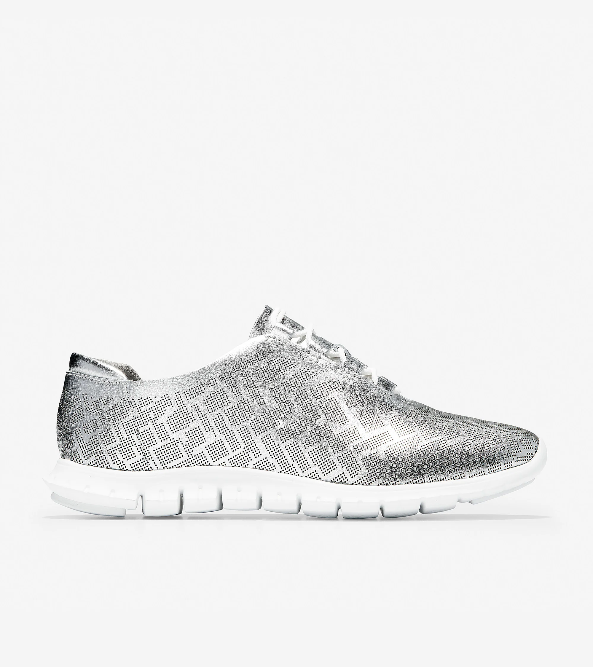 ZERØGRAND Genevieve Perforated Sneaker